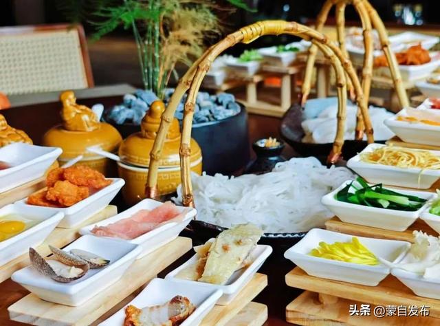 跟着赛事游蒙自 | 蒙自米线百变秀，吃货的快乐老家！