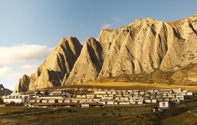 适合9月出发的旅行地！这6个地方即将上演最美的秋色，美得不像话