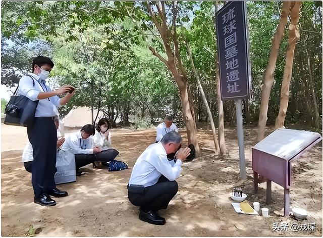 别叫冲绳了！这里从未属于日本，琉球人穿汉服叩拜：我的根在东方