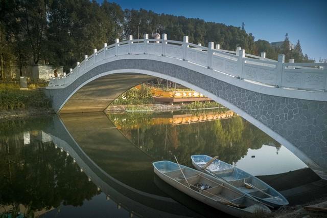 藏不住了！武汉这5处红叶胜境，惊艳了半个旅游圈