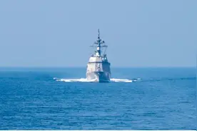 日本凉月号驱逐舰闯入中国领海！日方辩称是误入，舰长已经被解职图片