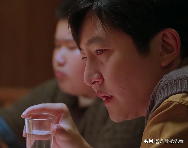 “整容脸”别来祸害央视剧！发面馒头	、青蛙眼	，实在让人难以入戏