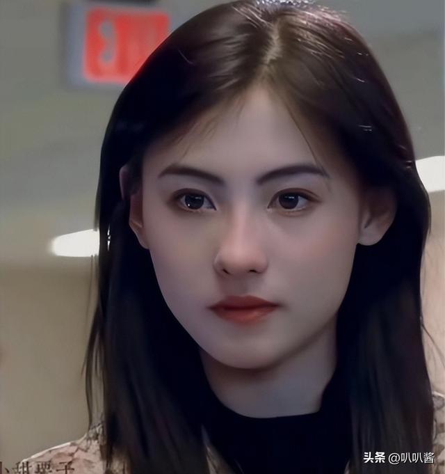 狐狸尾巴藏不住，撒谎成性、风流潇洒的张柏芝，被陈晓东撕下体面