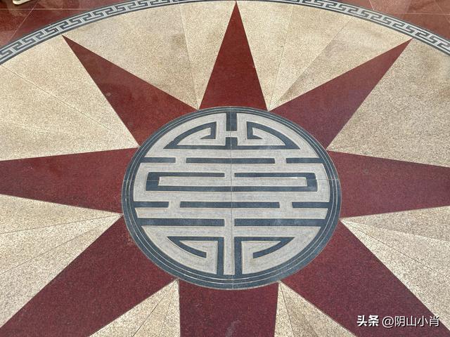 达茂旗达尔罕、百灵庙、乌克忽洞，固阳银号、忽鸡沟田野考察笔记