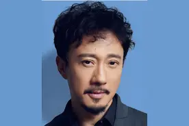 “抛弃国籍、为日本洗白”的赵立新，沦为笑柄图片