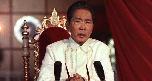 事情闹大了	，马科斯遭红色通缉后，又接到弹劾案，菲律宾要变天了