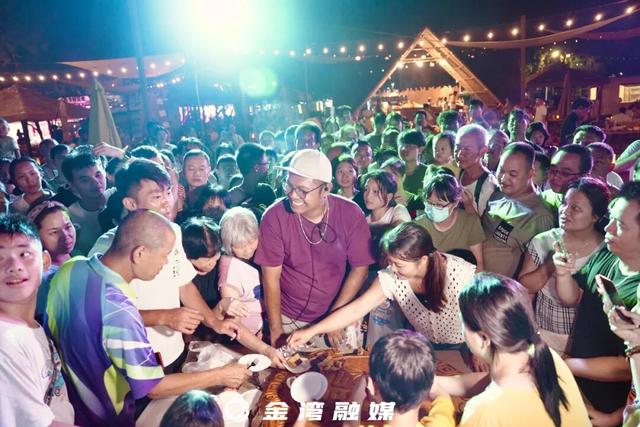 太火爆！金湾，一眼望去全是人！！