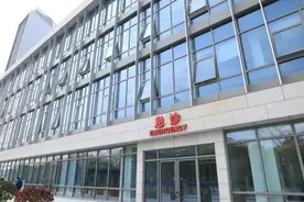 徐汇区中心医院新址开诊，记者现场直击→图片