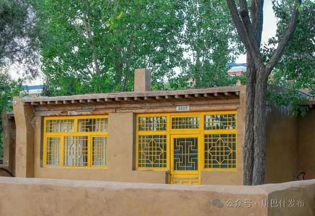 住在康巴什，住进公园里