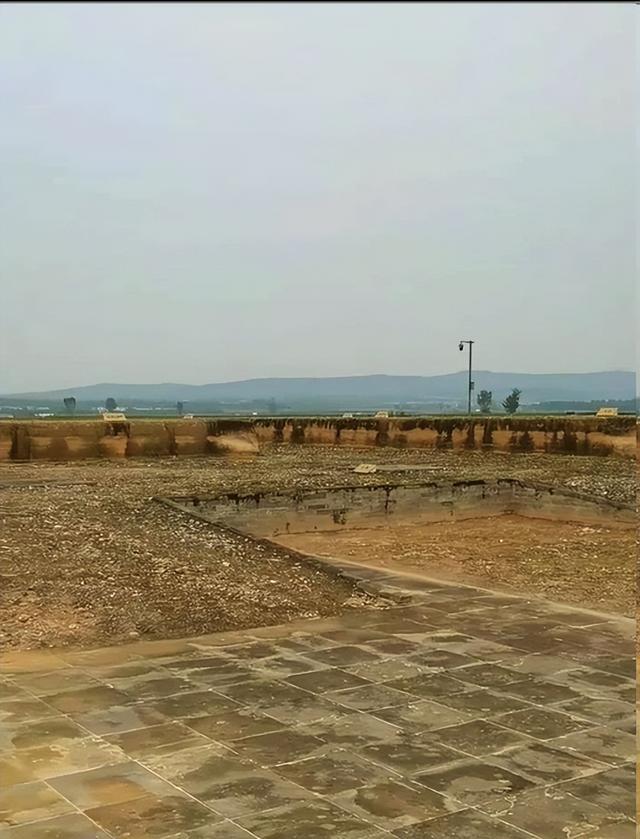 洛阳地下惊现1500年前帝都！规模超罗马3倍，考古现场直接看呆