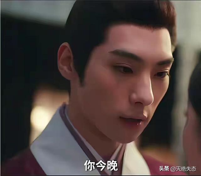 脸僵斗鸡眼，绿豆眼，长相磕碜却演“绝世美男”，到底谁给的自信