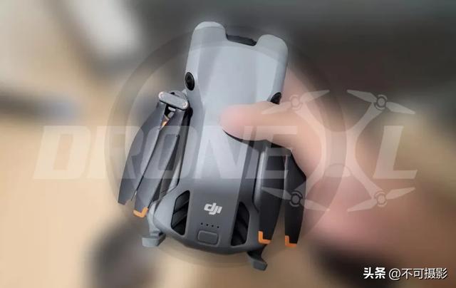 大疆 MINI 5 PRO，（泄露）机身一键起飞按钮和C0标签