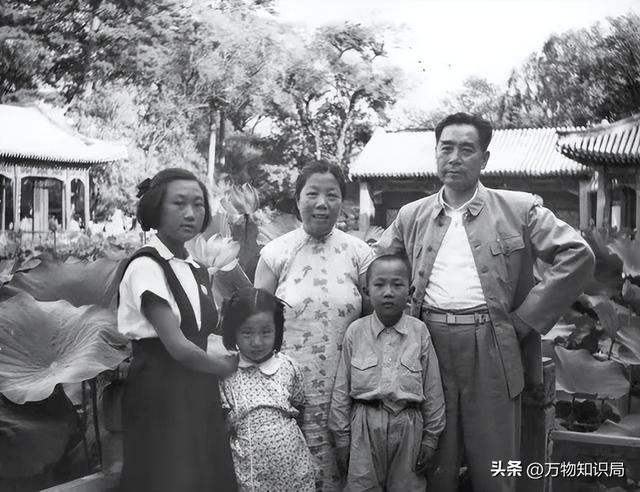 李鹏坦白和周总理的真实关系：说我是周总理的养子？这不正确