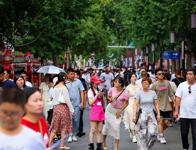 双节8.88亿人出游，消费却缩水：黄金周旅游的四大困局