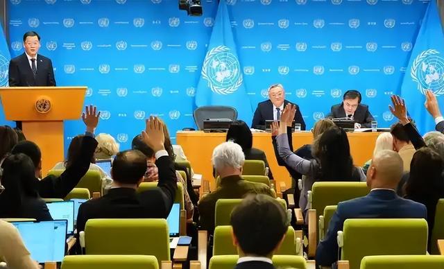 中国阵仗之大罕见，抢在日本动手前，先对31国出手，看谁敢当帮凶