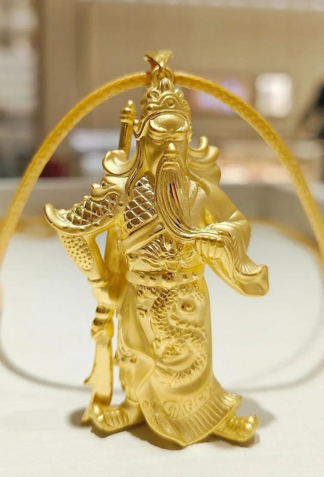 黄金价格创历史新高！普通人别光看热闹，这2件事现在做还不晚