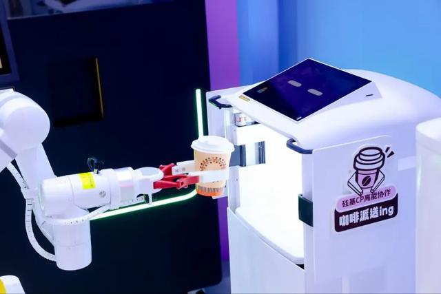 联想创投10余家被投企业闪耀2025世界机器人大会