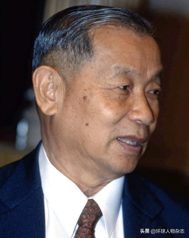 3000亿登顶财富榜却遭抵制，首富家族的AB面