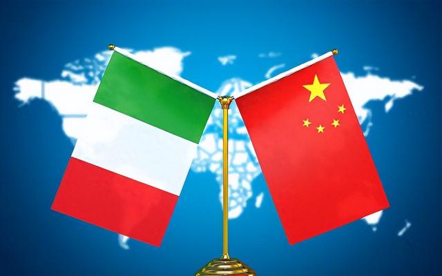 美政府停摆后，特朗普转头发现中国正办大事，急也没用，阻止不了