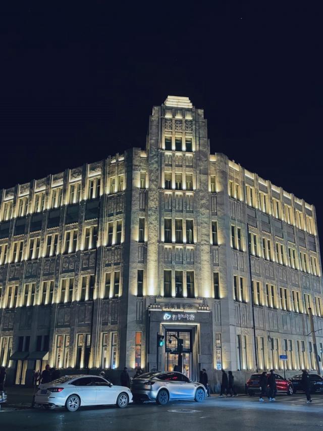 我广州人，刚从武汉回来，实在忍不住想说：对江城的5点印象