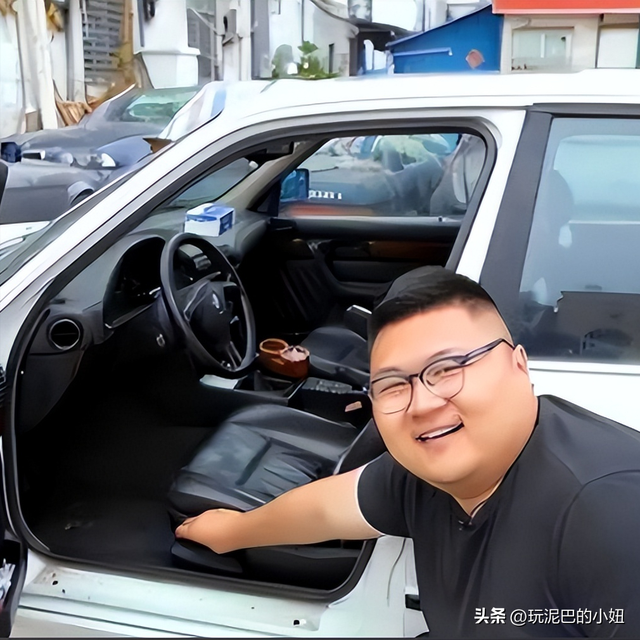 结婚三年没夫妻之实 网红“猴哥说车”终离婚，丈母娘早就曝过真相