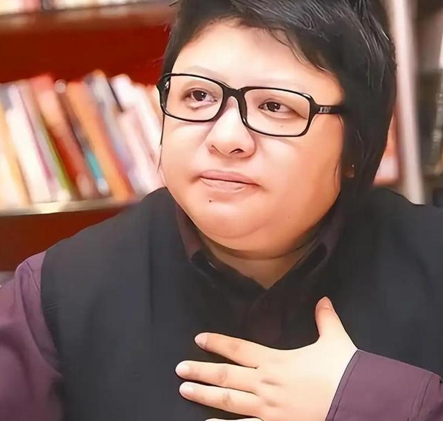 贪污上亿、假慈善？被实名举报的韩红，终于明白她终身不嫁的原因