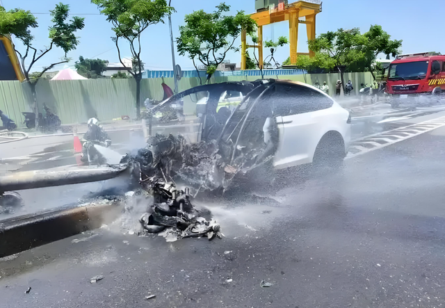 面对新能源汽车火灾事故，中美欧日各有怎样的安全监管路径