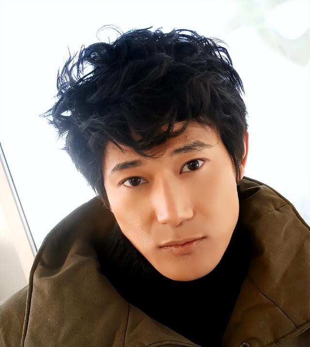 没想到，高市早苗涉华言论风波没完，矢野浩二因一个举动口碑暴涨