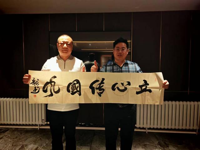 著名文化学者张龙哈尔滨打卡，邀客共品龙江风情