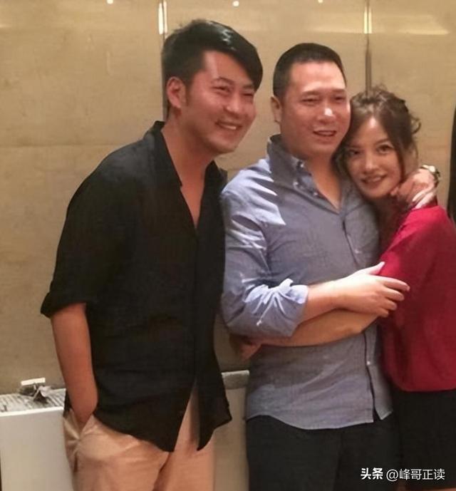 拔出萝卜带出泥！49岁赵薇近况被曝，原来圈内封杀只是冰山一角