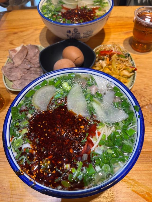 我是广州人，刚从兰州回来，实在忍不住想说：对兰州的 5 点印象