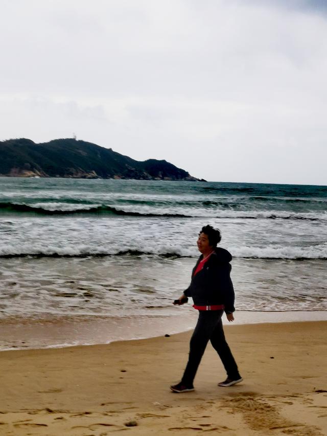 草民浅说：《邂逅后海村！》