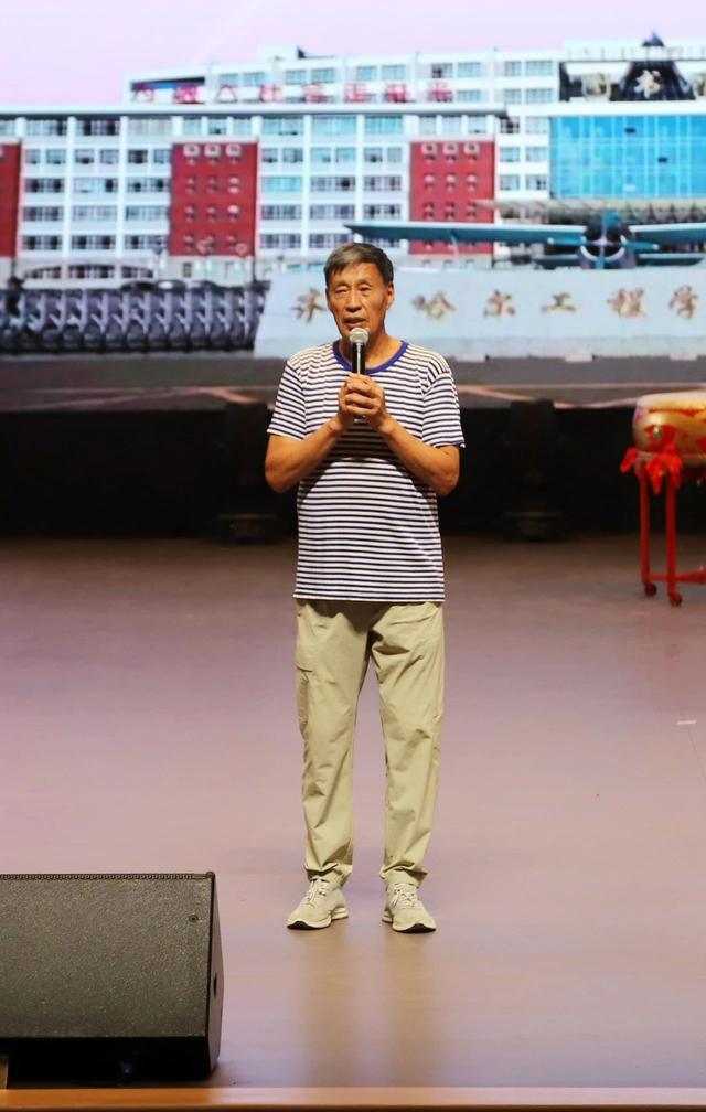 走进校园收获多·旅游文化展风采