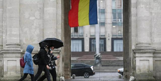 摩尔多瓦政坛大乱，亲欧派作死挑衅俄罗斯，普京怒斥：不想活直说