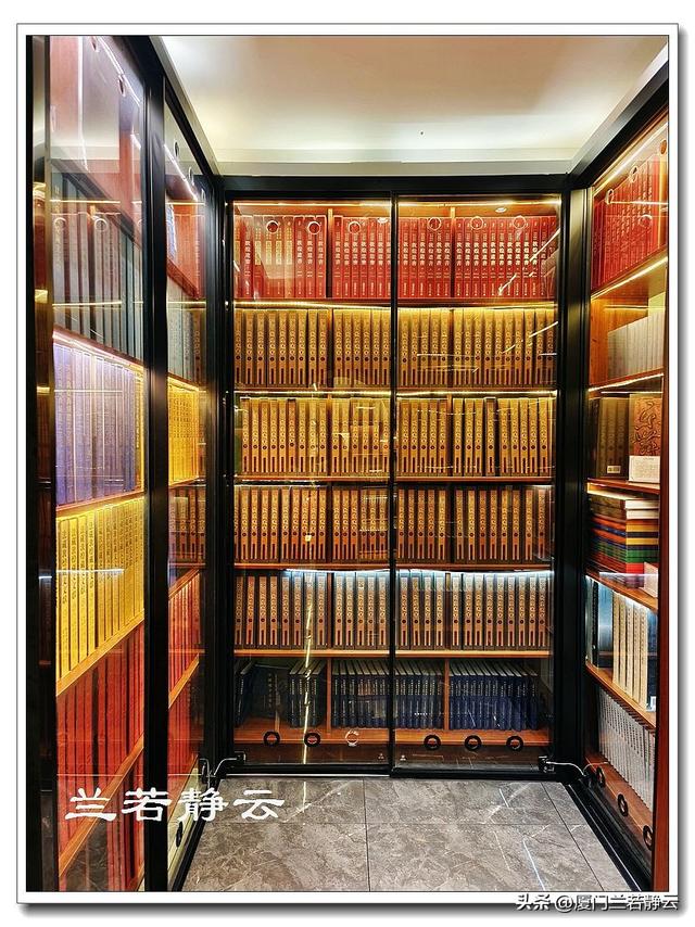 甘肃敦煌市区内必看的热门景点，太有创意了！