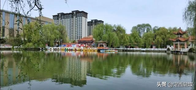 秋日临洮漫游记：20分钟邂逅公园的诗意