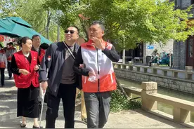 市残联开展“城市无碍更有爱”无障碍体验督查活动图片