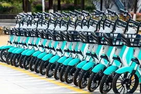 共享电动车，共享应该是免费的，但它是收费的，所以不能说它共享图片