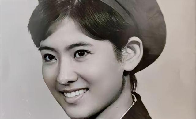 权色交易、陪睡上位	，她压根不沾边，简直是娱圈的一股“清流”