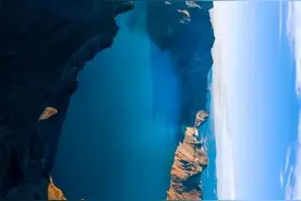 巍巍长白山 荡荡三江源图片