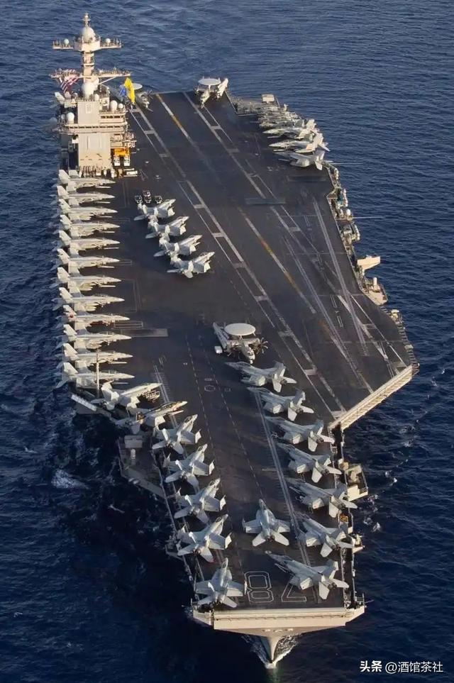 福建舰穿越台海，中国海军迈向三航母，重塑印太力量新秩序