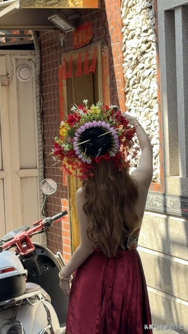 簪花围里的千年渔村：泉州蟳埔村沉浸式体验全攻略