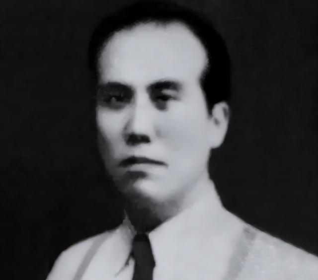 此人多次和周恩来顶嘴，周恩来实在忍不住了：你给我滚出去