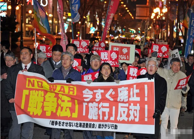 没有回旋余地，中国下令直接收回，17万日本人泪奔，高市闯祸了！