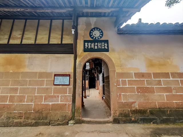 江西旅游：从白鹤湖到上饶集中营行 （图）