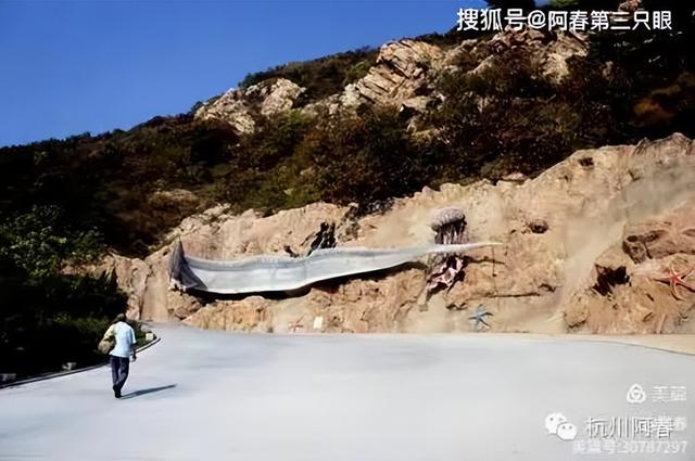 大连海之韵山体壁雕