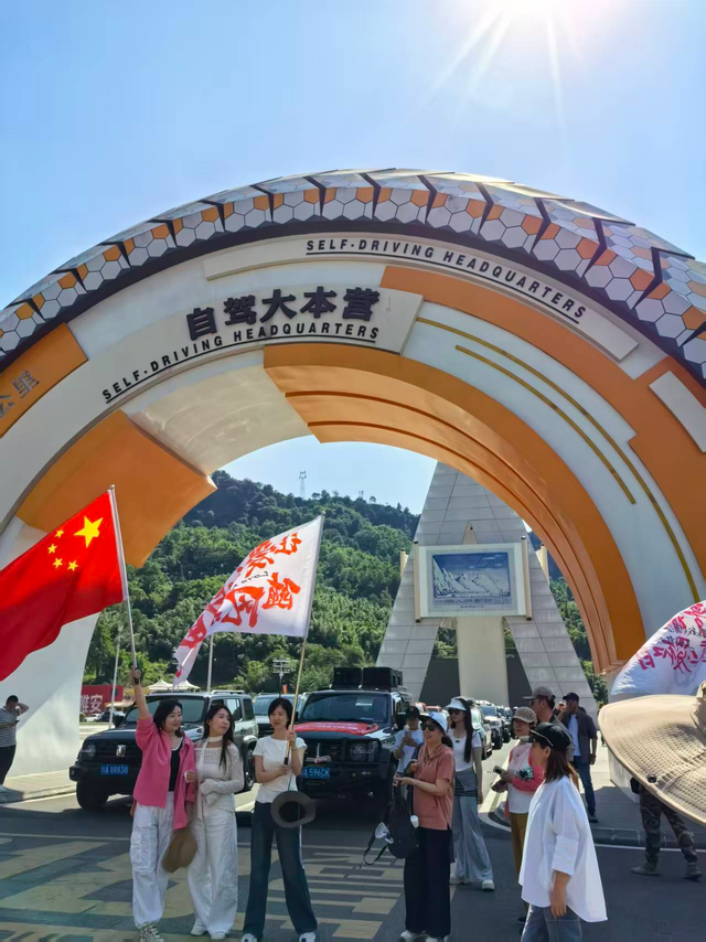 游历雅记：八兄弟喜游西藏 《诗誌行》感悟纪行