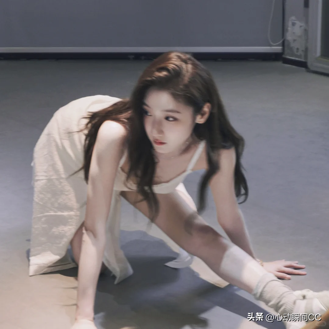‌北舞校花周静波：‌172cm的舞蹈精灵，治愈系笑容成她的标志！