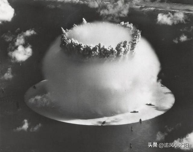 福建舰亮剑，戳穿航母无用论。