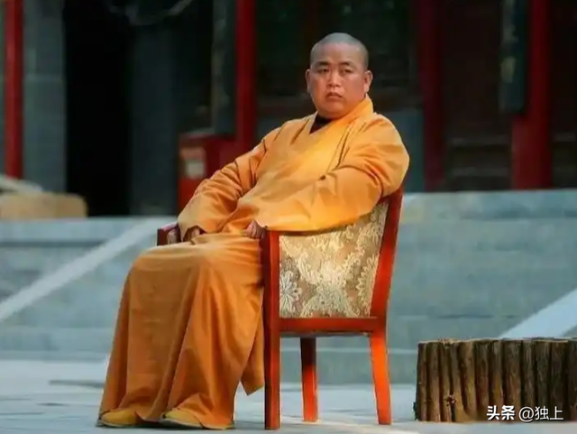 曝释永信被带走调查，知情人透露原因，不是因为钱，出乎意料